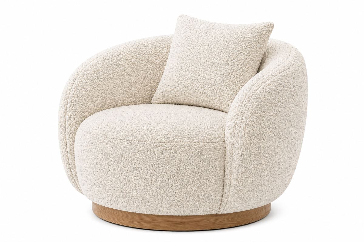 Poltrona ÉLORA tapizada en Bouclé Premium color Marfil Cálido con base de madera natural | NOVA LIVING