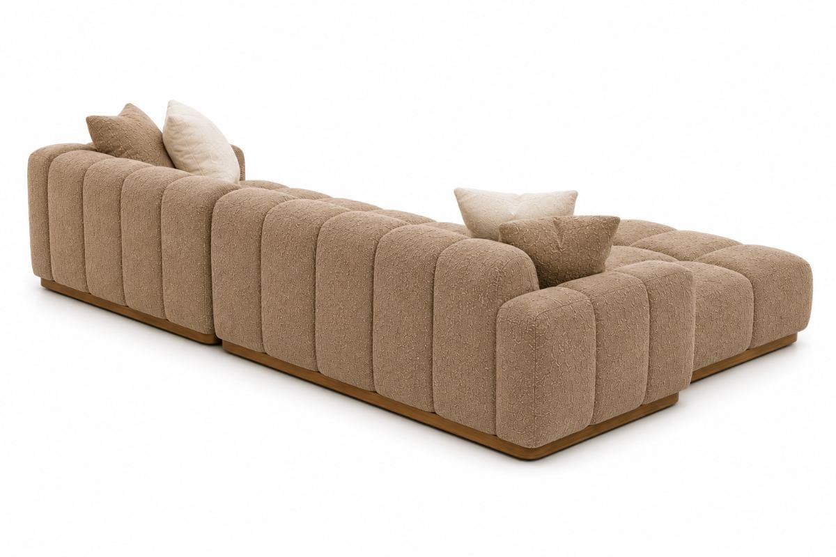 Seccional Firenze Modular tapizado en Bouclé Premium color Beige Arena con base de madera natural | NOVA LIVING